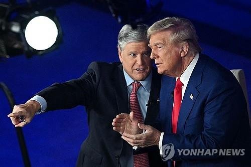 숀 해너티와 도널드 트럼프 (출처=연합뉴스)