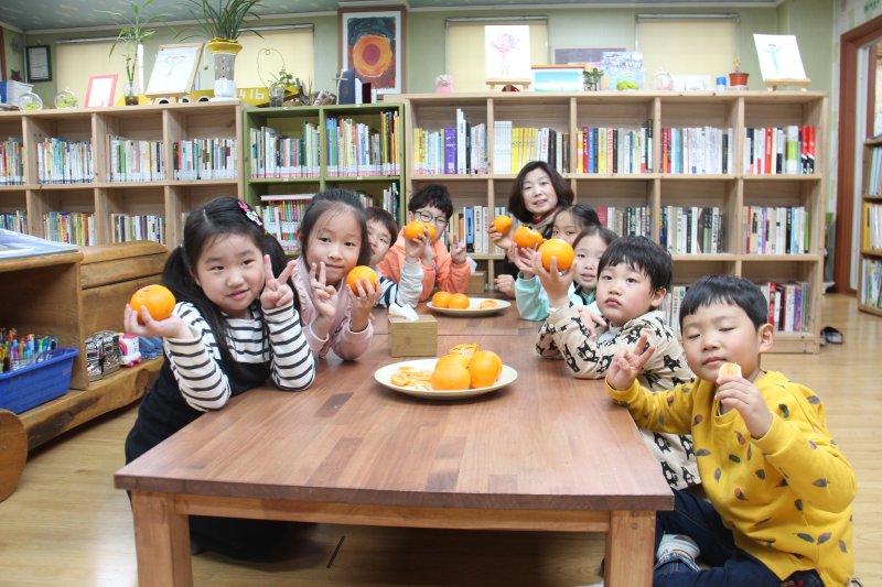 정읍시가 어린이 건강 증진과 지역 농가의 소득 향상을 위해 2025년 어린이집·유치원 과일간식 지원사업을 본격 추진한다(뉴스1/DB)