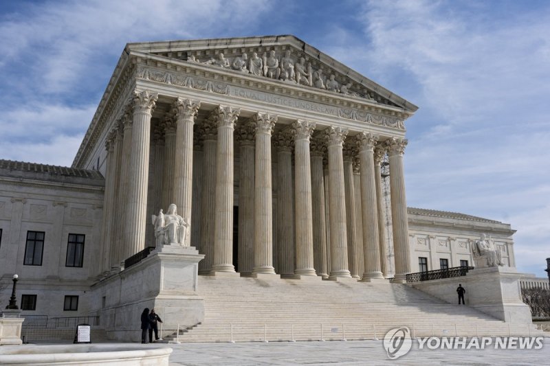 트럼프 정부 구조조정 첫 대법원행…위헌·위법 논란 판단 촉각 (출처=연합뉴스)