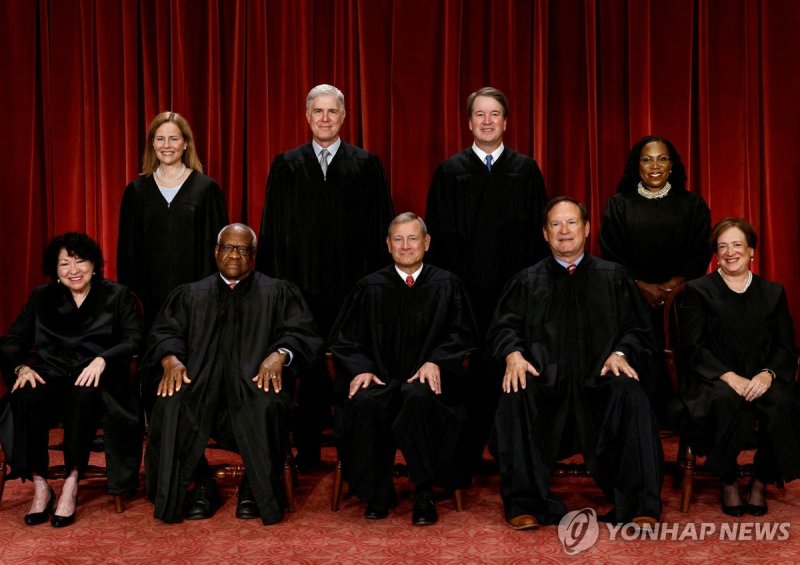 트럼프 정부 구조조정 첫 대법원행…위헌·위법 논란 판단 촉각 (출처=연합뉴스)