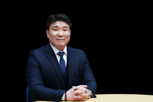 그랜드모먼트 운영대표에 박수영 전 동명대 교수