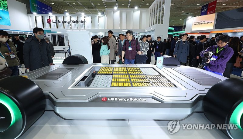 LG에너지솔루션 2024 인터배터리 부스 (출처=연합뉴스)