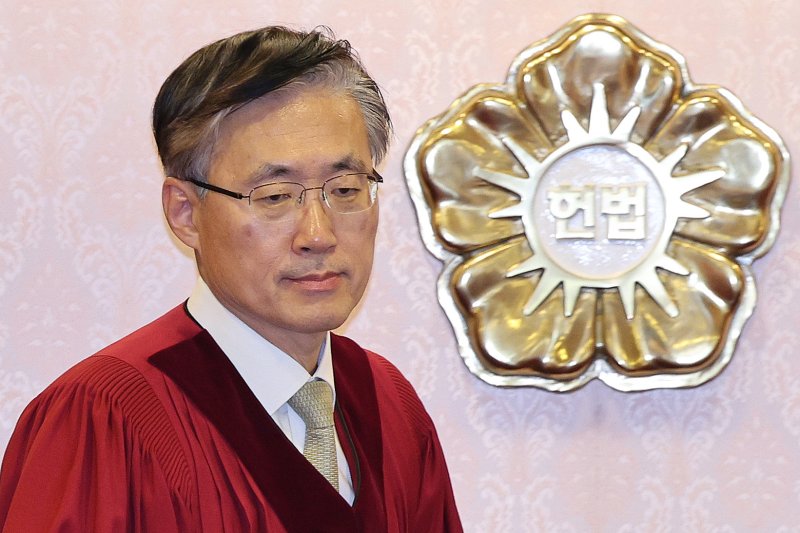김형두 헌법재판관이 1월 22일 서울 종로구 헌법재판소에서 열린 감사원장·서울중앙지검장 등 검사 3인 탄핵심판 3차 변론준비기일에 자리하고 있다. 2025.1.22/뉴스1 ⓒ News1 신웅수 기자
