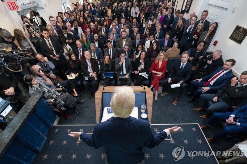 백악관에서 기자회견 중인 트럼프 대통령 (출처=연합뉴스)