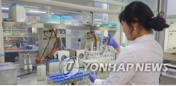 잔류농약 검사 (출처=연합뉴스)