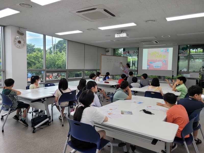 [대구=뉴시스] 행복북구문화재단 구수산도서관 문화강좌 운영 사진. (사진=행복북구문화재단 제공) 2025.02.18. photo@newsis.com *재판매 및 DB 금지
