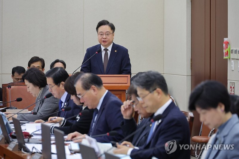 업무보고 하는 조규홍 복지부 장관 (출처=연합뉴스)