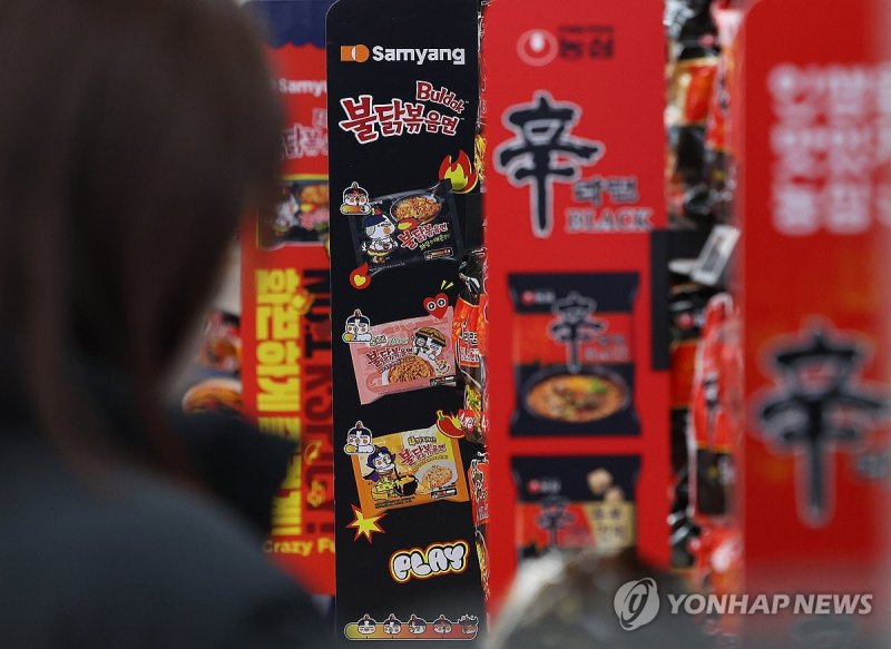 삼양식품 작년 영업이익 3천억원대 기록하며 농심 앞서 (출처=연합뉴스)