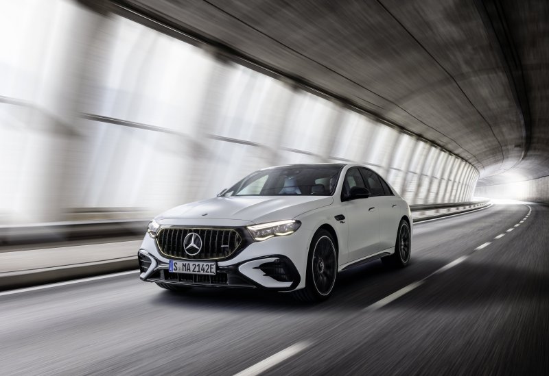 메르세데스-AMG E 53 하이브리드 4MATIC+.(벤츠 제공)