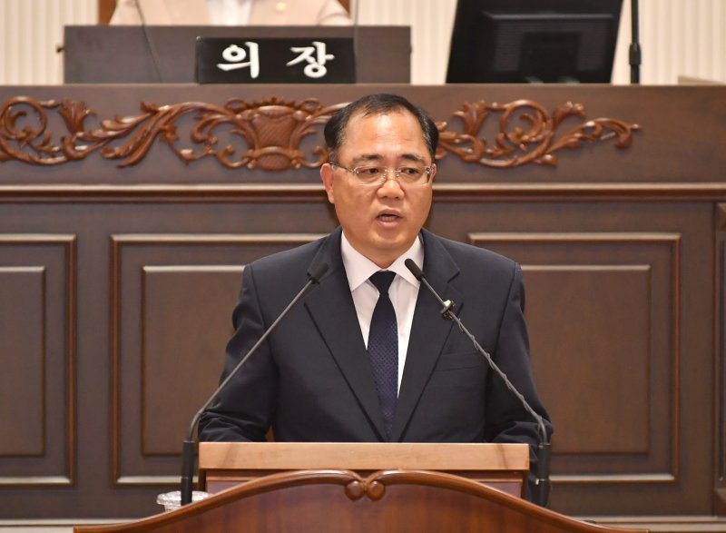[진주=뉴시스]진주시의회 이규섭 의원. *재판매 및 DB 금지