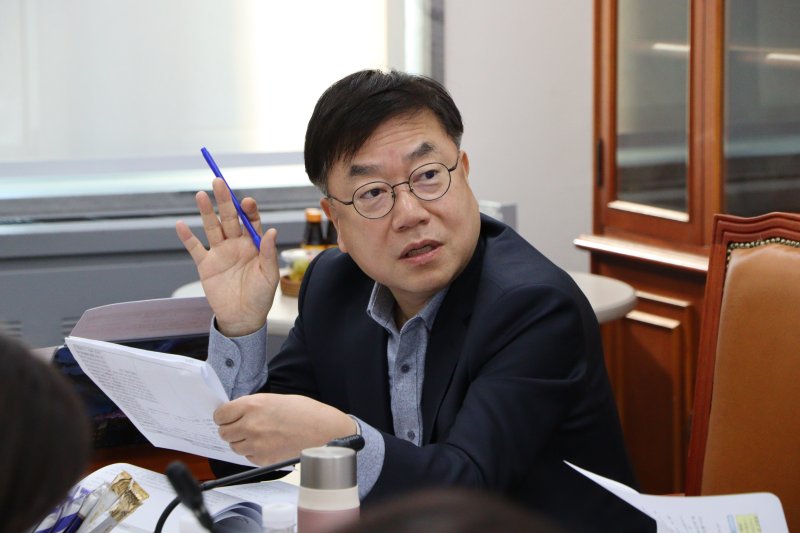서범수 국민의힘 의원(울산 울주군)이 19일 개최된 국회 여가위 법안소위에 참석했다.(서범수 의원실 제공. 재판매 및 DB 금지) /뉴스1