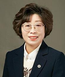 [포항=뉴시스] 송종욱 기자 = '제16대 한국생활개선중앙연합회' 신임 회장에 포항 출신인 이진희 정책 부회장이 당선됐다. 사진은 신임 이진희 회장. (사진=한국생활개선중앙연합회 제공) 2025.02.19. photo@newsis.com