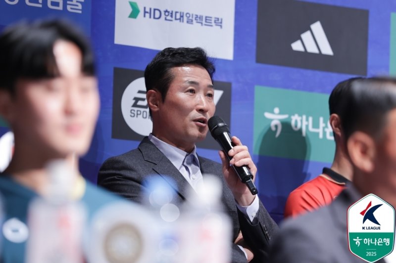 이을용 감독 (출처=연합뉴스)