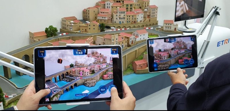 AR·VR 접목… 몰입형 확장현실 'XR' 구현