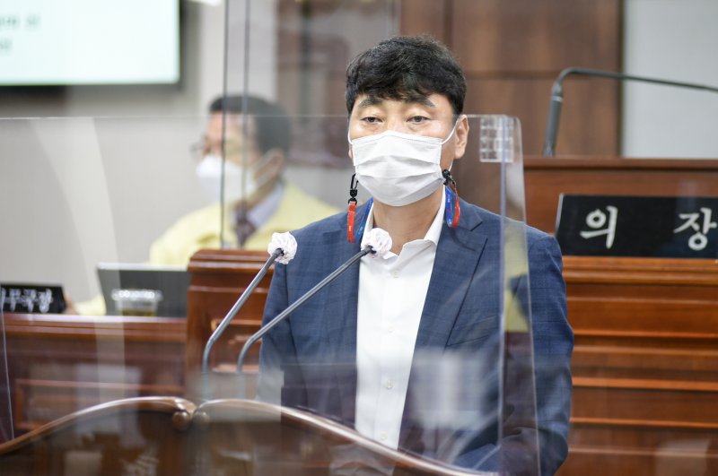 [순천=뉴시스] 유영갑 순천시의원. (뉴시스DB) photo@newsis.com *재판매 및 DB 금지