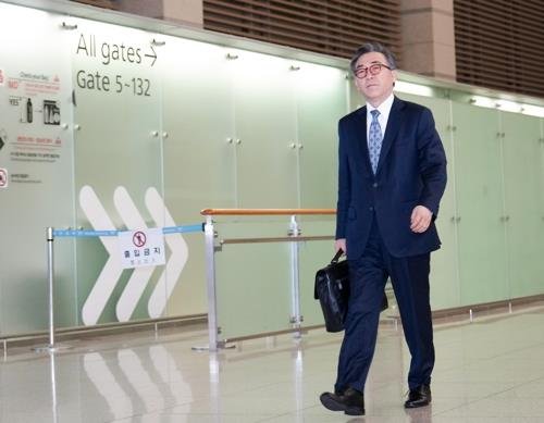 G20 참석차 남아공으로 향하는 조태열 외교부 장관 (출처=연합뉴스)