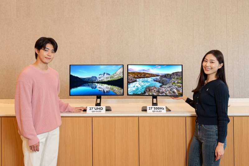 [서울=뉴시스]삼성디스플레이가 'CES 2025'에서 공개한 프리미엄 모니터용 QD-올레드 신제품. (사진=삼성디스플레이 제공) 2025.02.19. photo@newsis.com *재판매 및 DB 금지