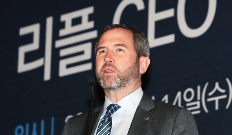 브래드 갈링하우스(Brad Garlinghouse) 암호화폐 ‘리플’ 최고경영자(CEO)가 14일 오후 서울 영등포구 여의도 콘래드호텔에서 열린 기자간담회에서 인사말을 하고 있다. 2018.3.14/뉴스1 ⓒ News1 황기선 기자