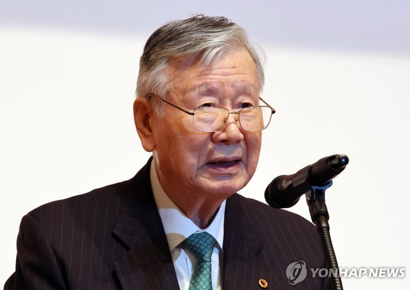 신년사 하는 이중근 부영그룹 회장 (출처=연합뉴스)