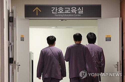 국내 남자 간호사 4만명 돌파 (출처=연합뉴스)