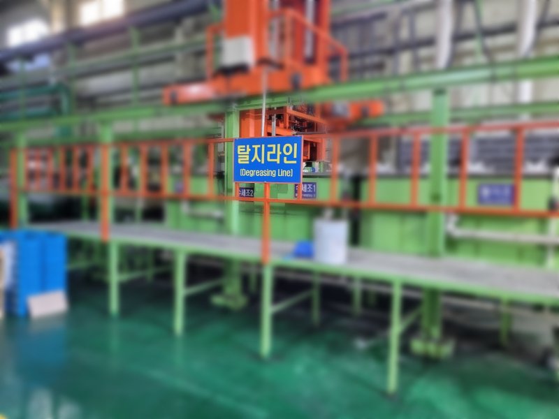 19일 사망 사고가 발생한 부산 강서구 볼트 제작 공장.(강서경찰서 제공.재판매 및 DB 금지)