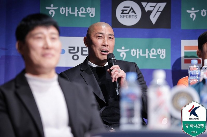 개막 미디어데이에서 발언하는 차두리 감독 (출처=연합뉴스)