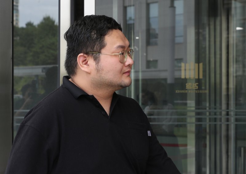 먹방 유튜버 '쯔양'(본명 박정원)을 협박해 돈을 갈취한 혐의를 받고 있는 유튜버 구제역(본명 이준희). 2024.7.26/뉴스1 ⓒ News1 김영운 기자