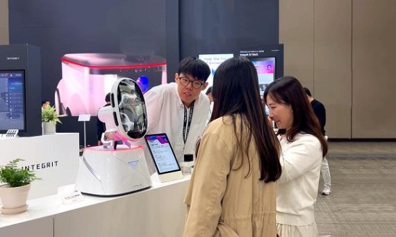 인티그리트, 온 디바이스 AI 기반 VLA 플랫폼 공개… 인천공항서 실증 서비스 돌입