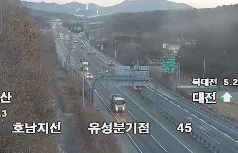 호남고속도로 유성분기점.(국가교통정보센터 갈무리) /뉴스1
