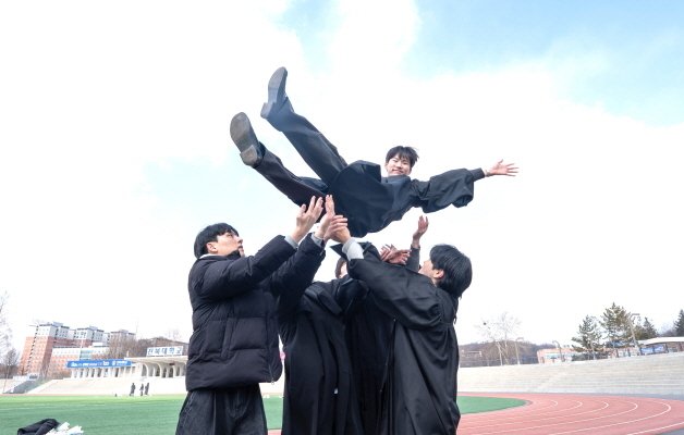 전북대학교 2024학년도 전기 학위수여식이 21일 대한 내 삼성문화회관에서 개최됐다.(전북대 제공, 재판매 및 DB 금지) 2025.2.21/뉴스1