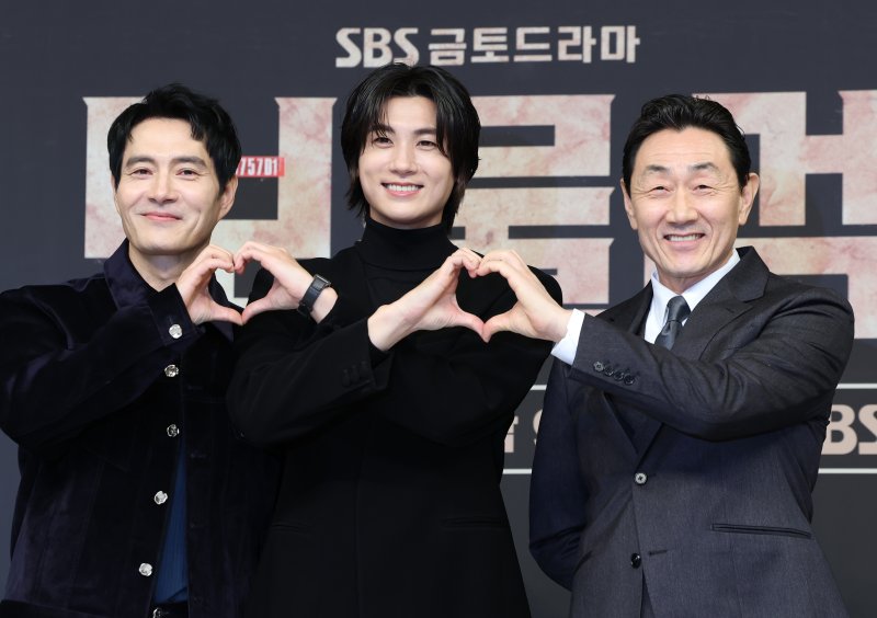 '보물섬' 야망남 변신 박형식…"서강준 '언더커버'보다 잘 되길"