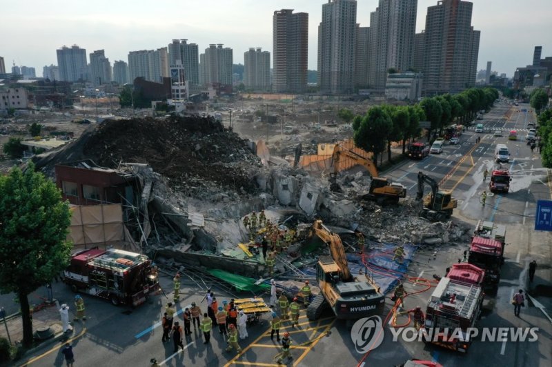 광주 동구 학동4구역 재개발 사업지 철거건물 붕괴 참사 (출처=연합뉴스)