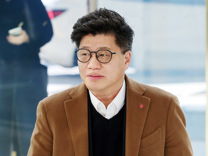 강병구 롯데글로벌로지스 대표이사가 9일 오후 서울 송파구 롯데월드타워에서 열리는 2025 상반기 롯데 VCM(Value Creation Meeting, 사장단회의)에 참석하고 있다. 2025.1.9/뉴스1 ⓒ News1 김진환 기자