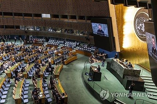 유엔총회에서 연설하는 젤렌스키 우크라 대통령 (출처=연합뉴스)