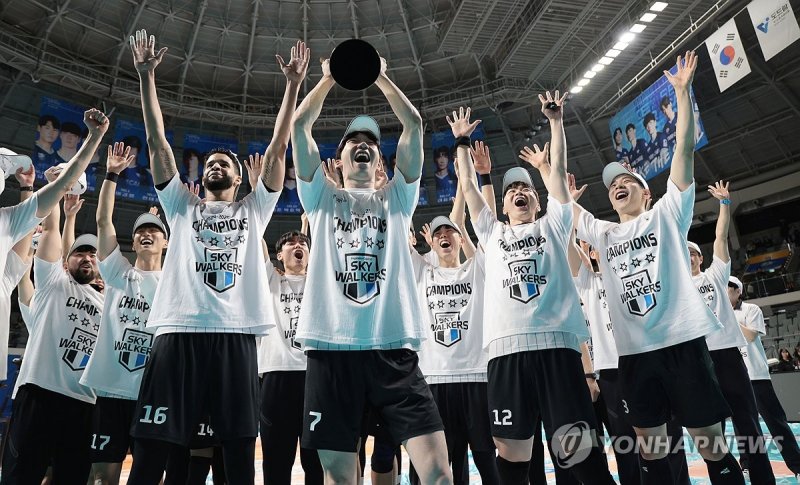 정규리그 1위 확정 지은 현대캐피탈 (출처=연합뉴스)