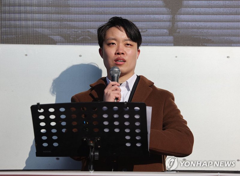 군 미필 사직 전공의, 국방부 훈령 개정안 항의 집회 (출처=연합뉴스)