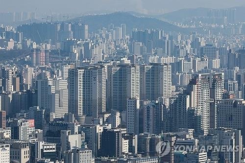 '똘똘한 1채' 열풍에 작년 서울 아파트 외지인 매입 역대 최고 (출처=연합뉴스)