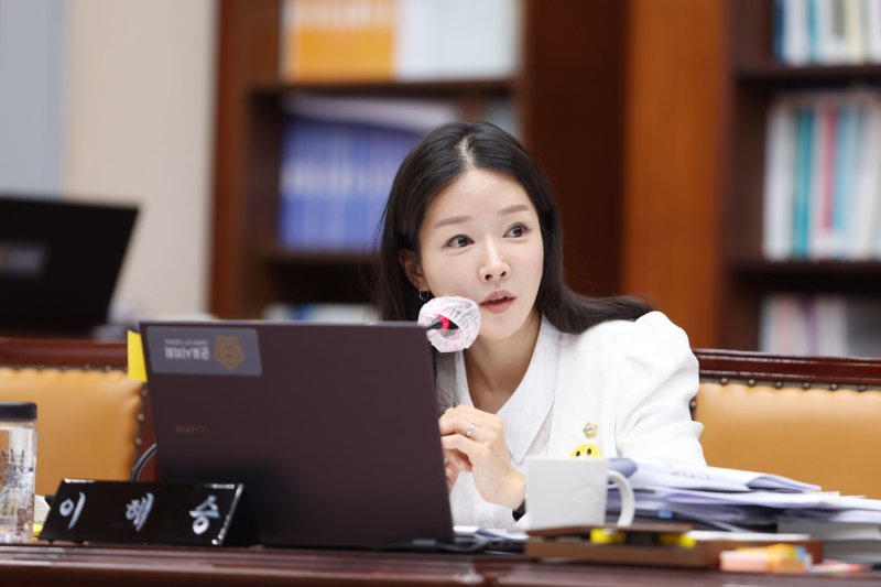 [군포=뉴시스] 이혜승 시 의원. (사진-이 의원 제공)..2025.02.23.photo@newsis.com