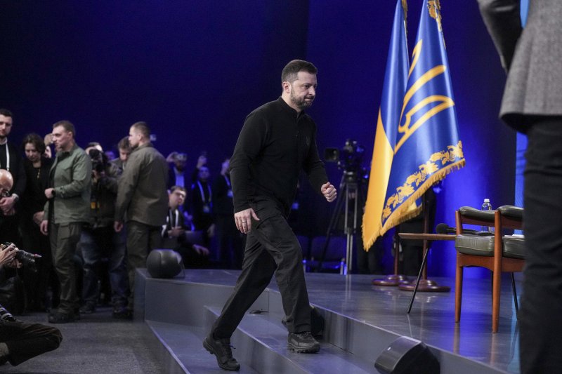 우크라 젤렌스키 "나토 가입하면 즉시 사임 가능"