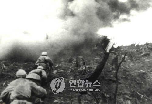 한국전쟁 중 전투장면 (출처=연합뉴스)