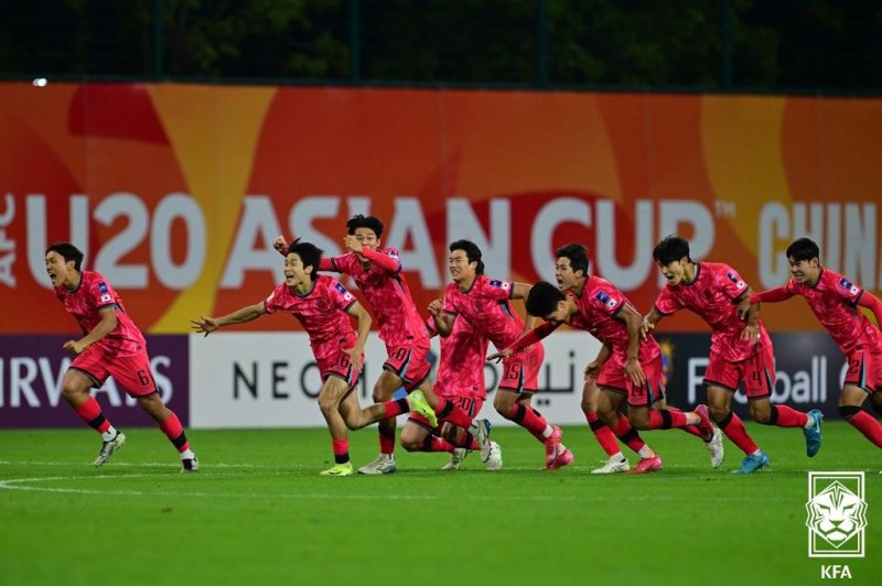승부차기 승리 후 포효하는 한국 U20 대표팀 선수들(대한축구대표팀 제공)