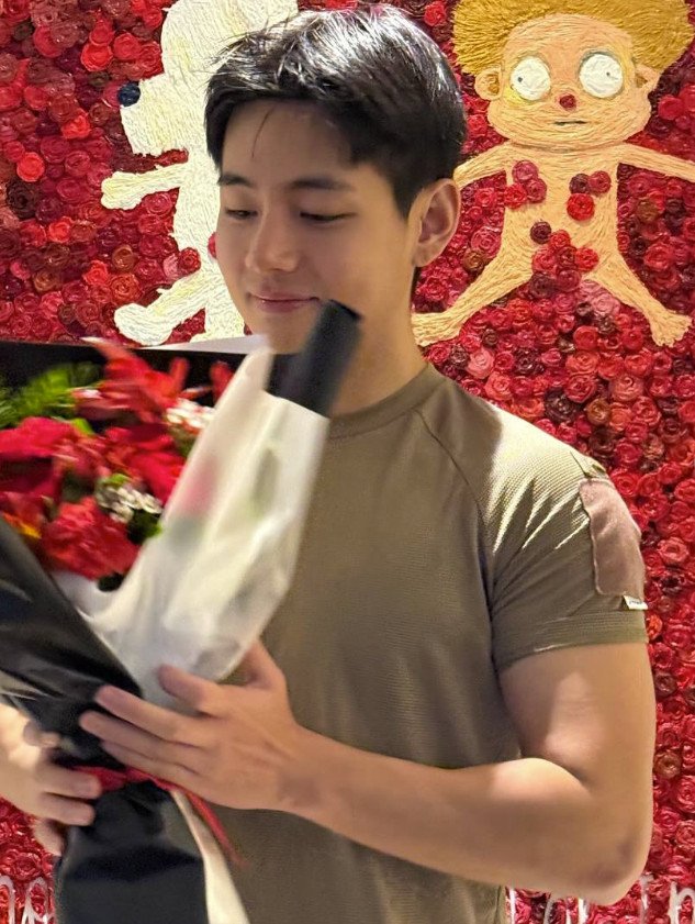 뷔/인스타그램 캡처