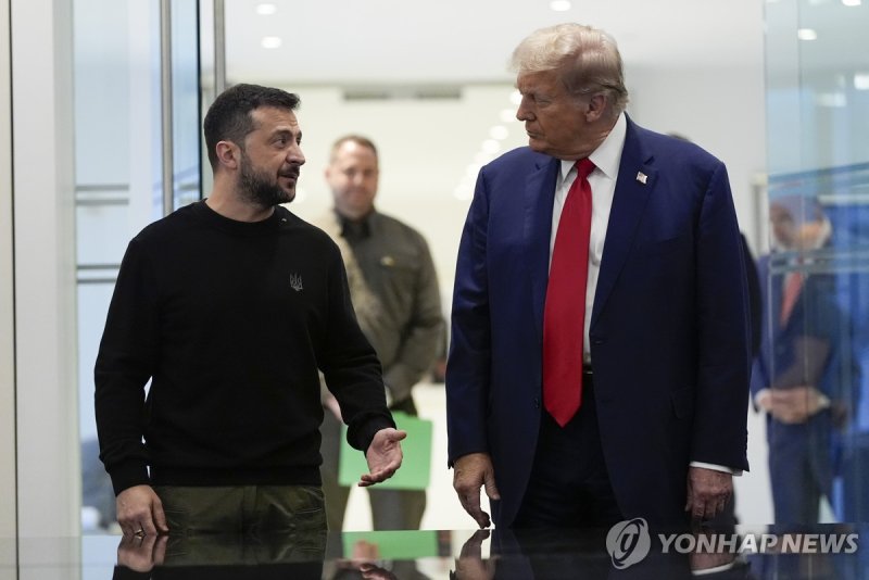 젤렌스키 우크라 대통령과 트럼프 미국 대통령 (출처=연합뉴스)