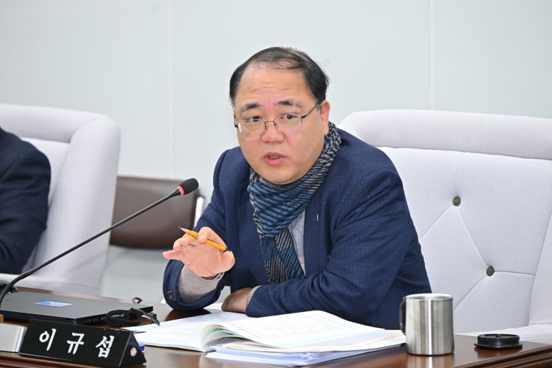 [진주=뉴시스]진주시의회 이규섭 의원.(사진=진주시의회 제공).2025.02.24.photo@newsis.com *재판매 및 DB 금지