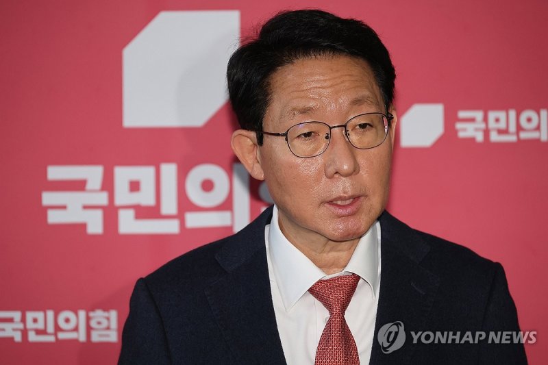 연금 개혁안 등 현안 관련 브리핑 하는 김상훈 정책위의장 (출처=연합뉴스)