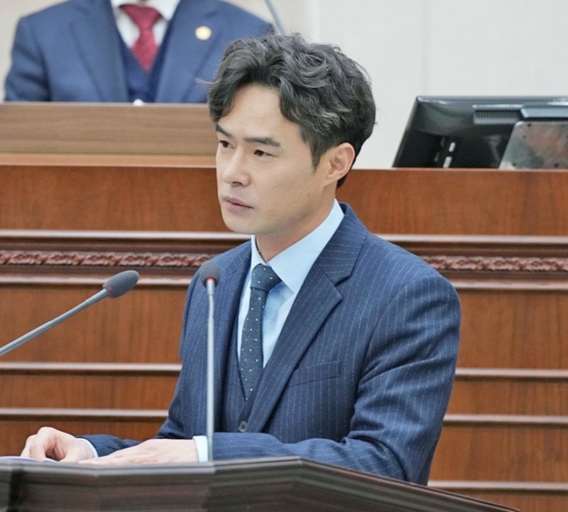 더불어민주당 전국청년위원회 부위원장에 선임된 김지헌 원주시의원. *재판매 및 DB 금지