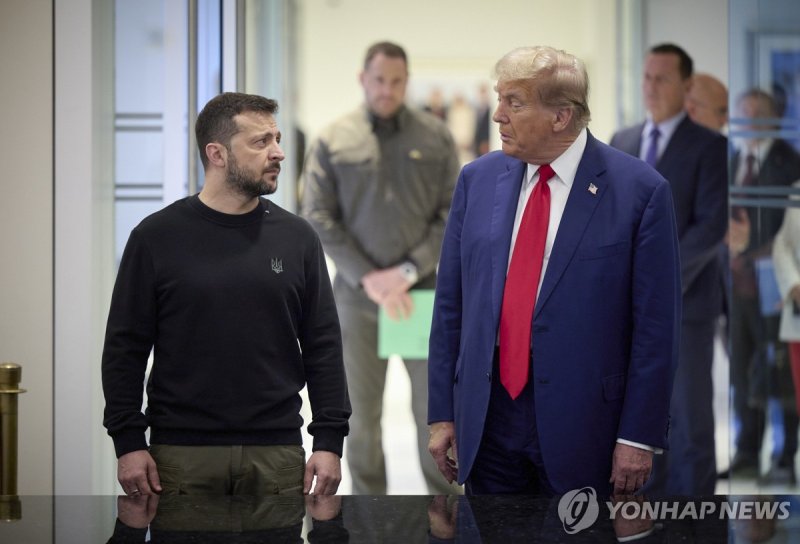 지난해 9월 뉴욕에서 만난 트럼프와 젤렌스키 (출처=연합뉴스)