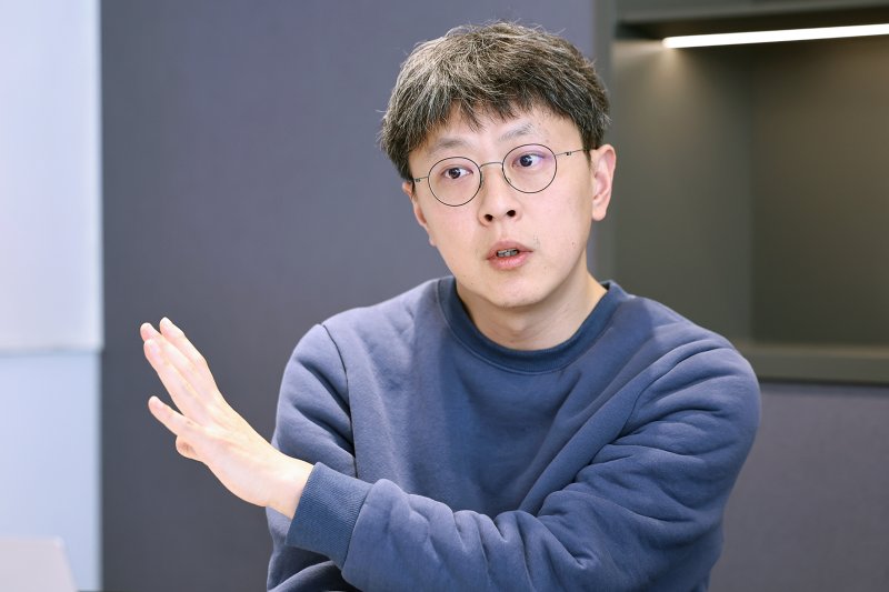 박지웅 데이원컴퍼니 의장이 20일 서울 강남구 데이원컴퍼니에서 뉴스1과 인터뷰를 하고 있다. 2025.2.20/뉴스1 ⓒ News1 민경석 기자