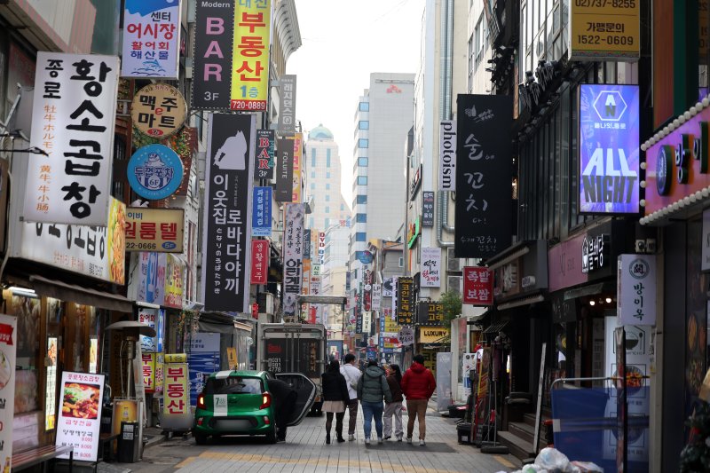 서울 시내 한 먹자골목. 2024.12.30/뉴스1 ⓒ News1 황기선 기자