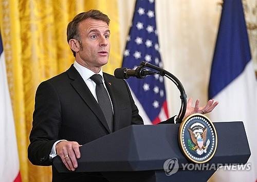 발언하는 마크롱 (출처=연합뉴스)